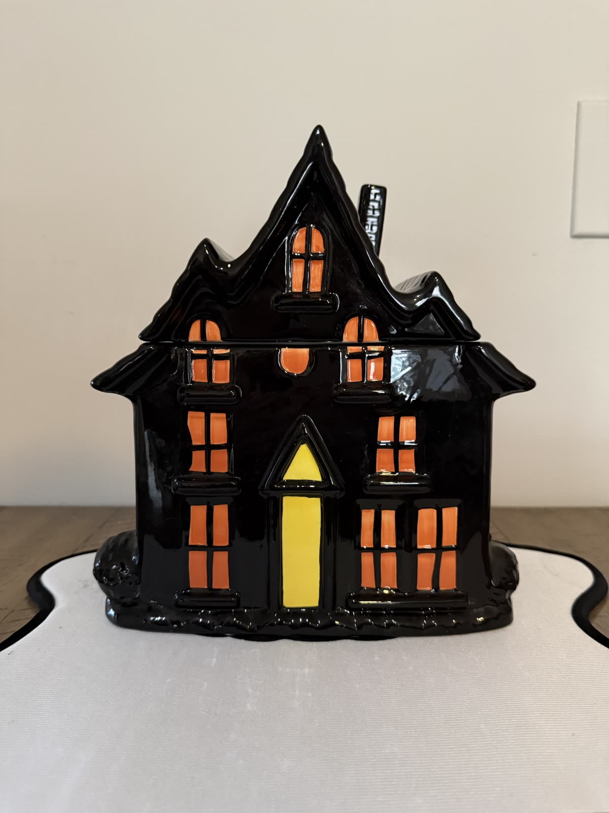 Halloween Haunted Hideaway House Cookie Jar Ceramic by Sakura