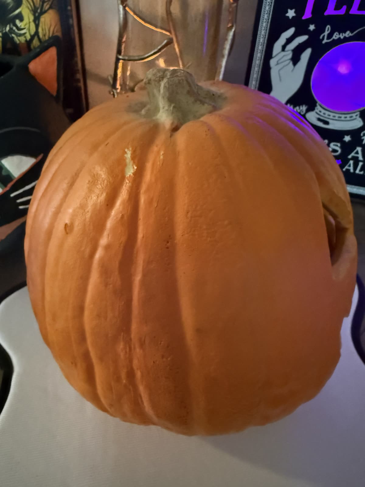 1993 Trendmasters Light-Up Foam Jack-O'-Lantern — damage